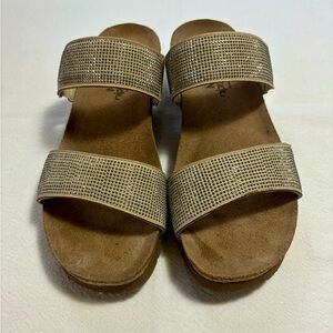 NAOT  Sandles beige with silver sparkles size 38 (7.5)